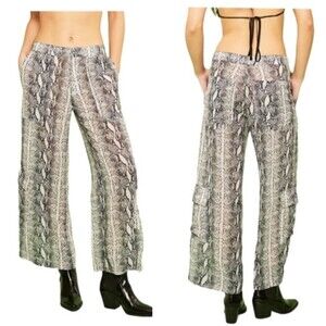 Aiello by Frankie's Bikin Mara Cargo Pants in Print S NWOT